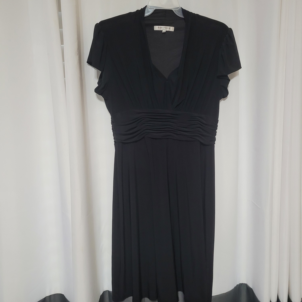 Evan Picone Black V-Neck Empire Waist Midi Dress